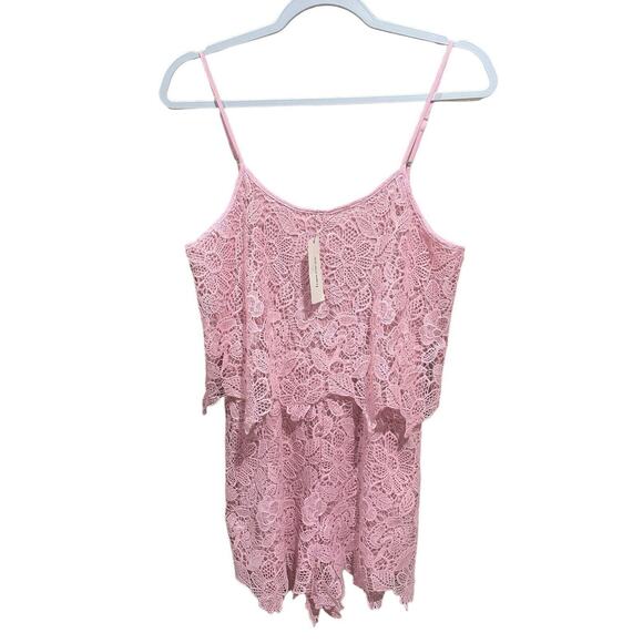 Francesca's Collections Pants - NWT Francesca’s Size Small Pink Crochet Lace Romper Spaghetti Straps Adjustable